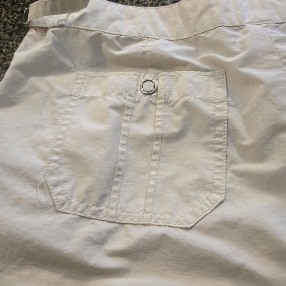 GH Bass & Co Women's 8 Pale Yellow Board Shorts Zip and Snap Closure 4 Pockets - Picture 5 of 15